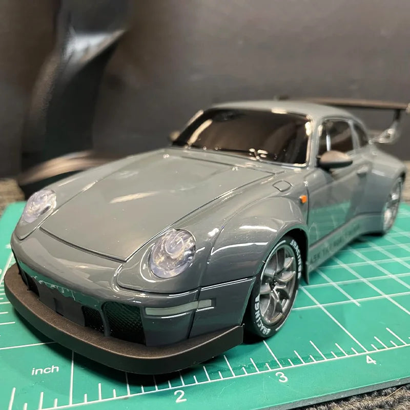 PF DriftMaster Pro Skala 1:24 – Szybkie Zdalnie Sterowane Auto Driftowe 4WD 20 km/h z LED i Dodatkowymi Oponami